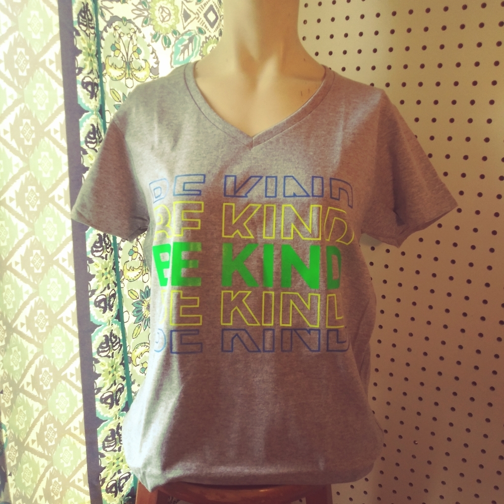 2 Little Brown Girls Customs Be Kind Tee